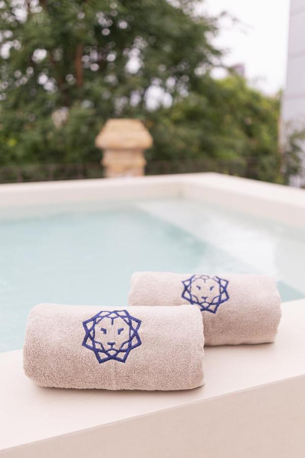 Cavalta Boutique - Small Luxuy